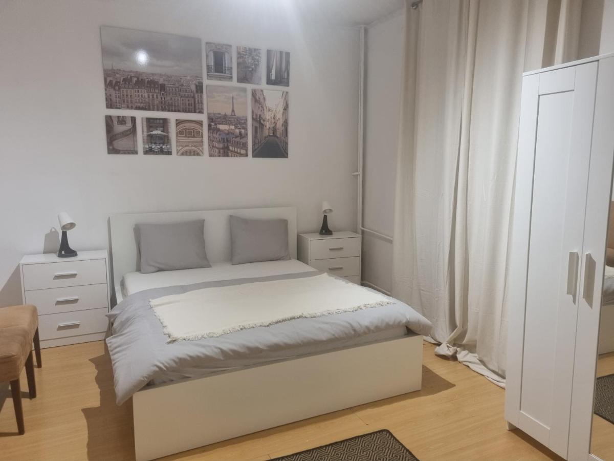 Old Town Pearl Apartment Warsawa Bagian luar foto